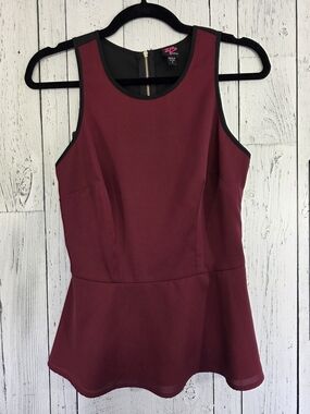 2B Bebe Burgundy & Black Peplum Top Size S Officewear Going Out Date Night